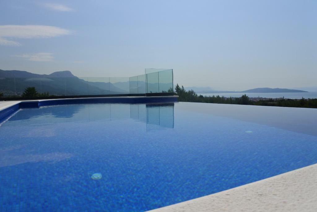 Villa Orao Kaštel Novi Exterior foto
